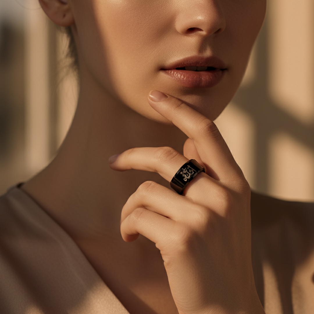 Qamar Noor Black Band