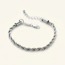Qamar Serene Twist Bracelet