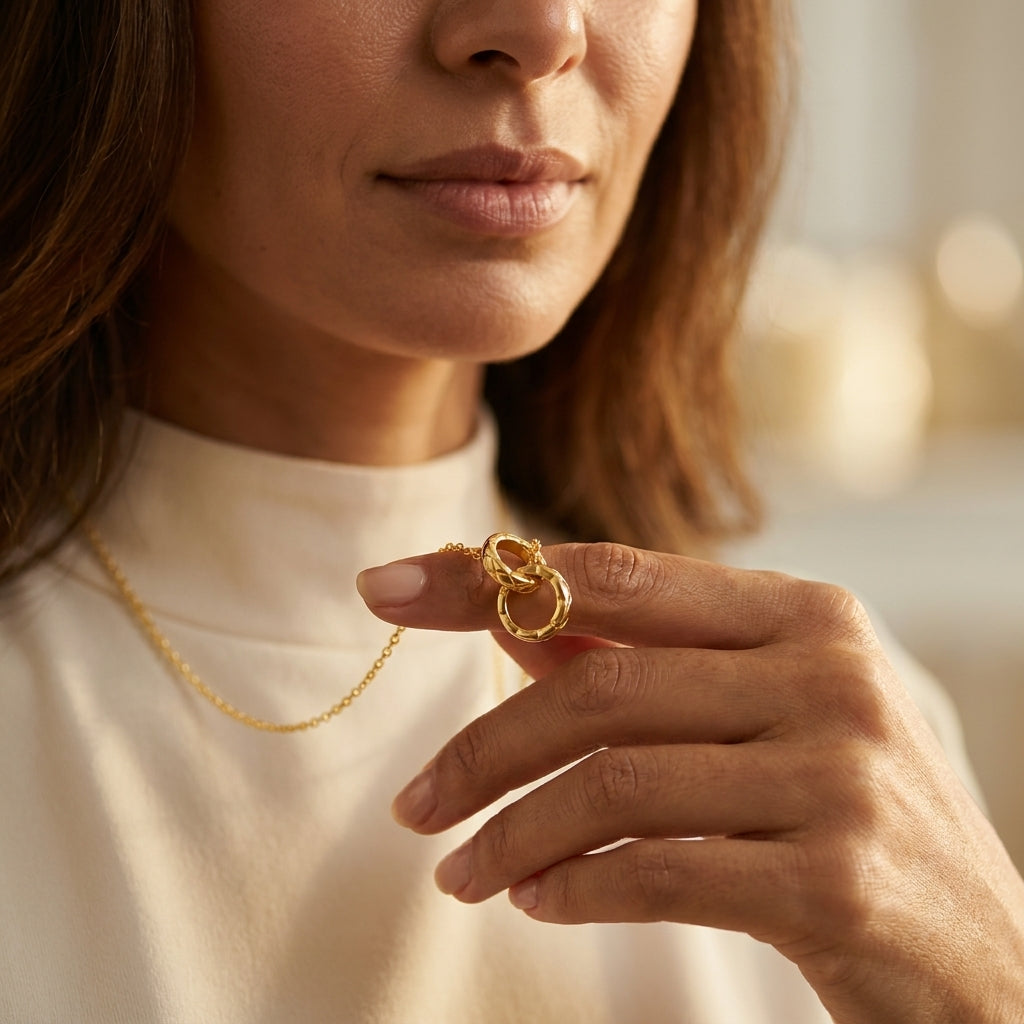 Interlock Necklace