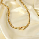 Vali Heart Choker