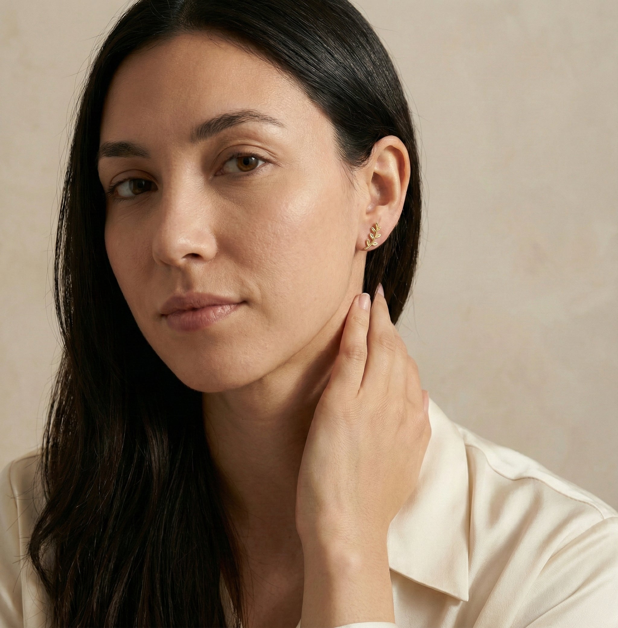 Qamar Sakinah Leaf Earrings