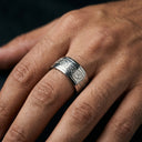 Qamar Yusra Ring
