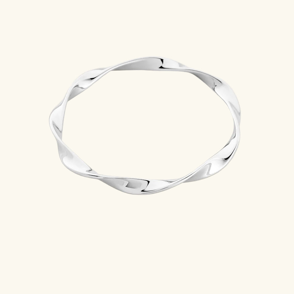 Qamar Ahad Wave Bangle