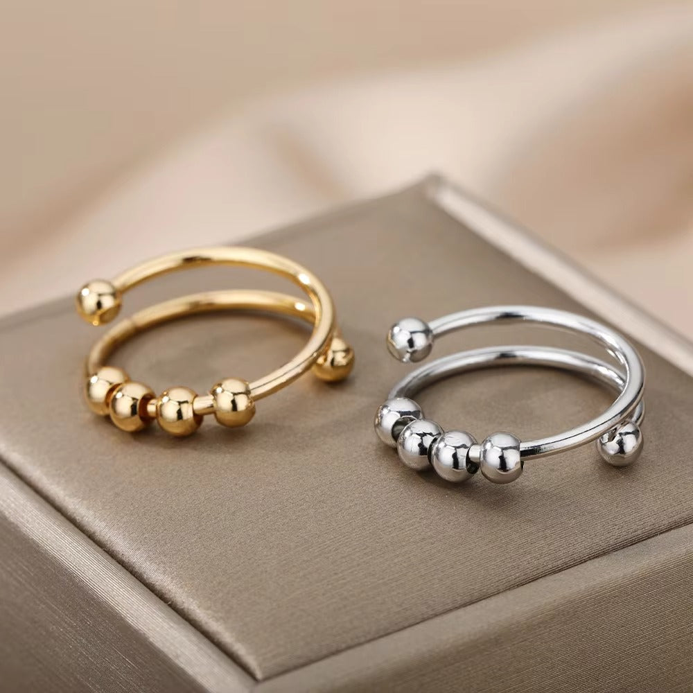 Qamar Ameen Spinner Ring