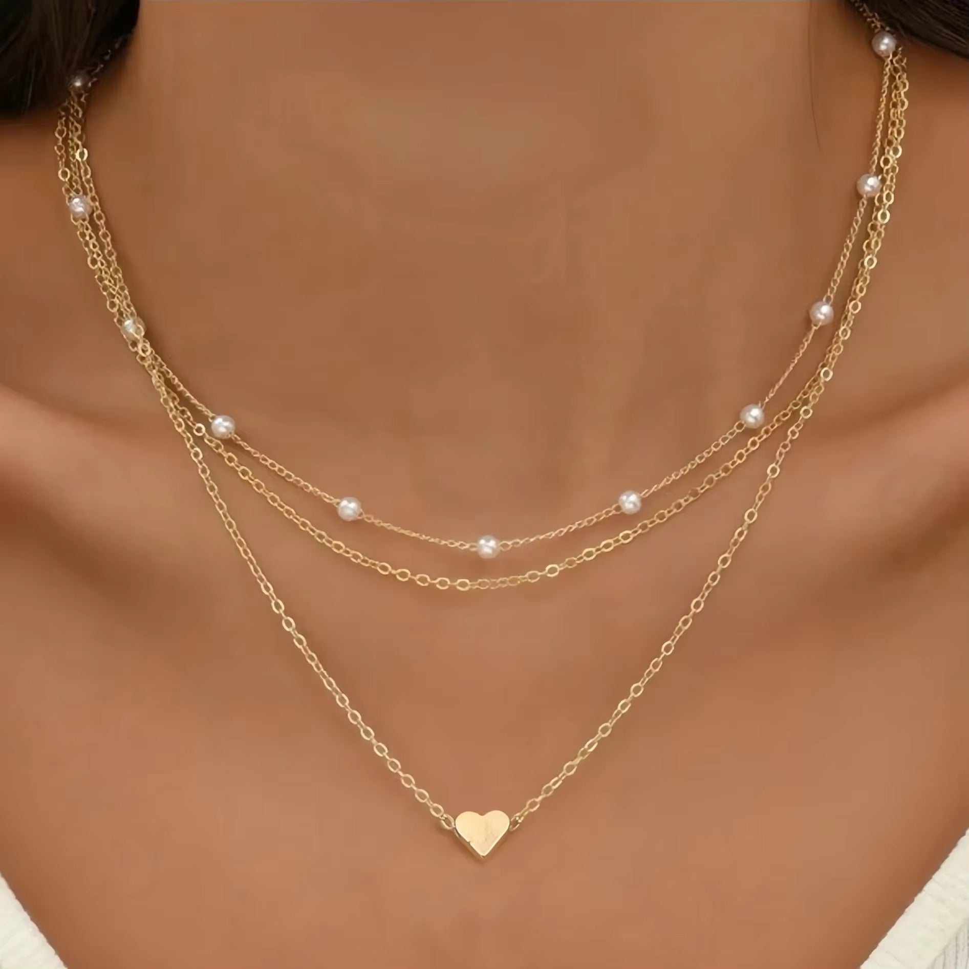 Qamar Liora Love Necklace