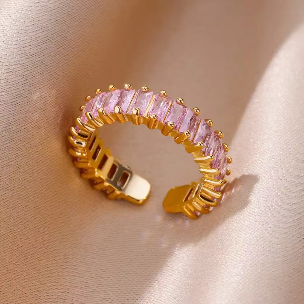 Qamar Noor Gem Ring